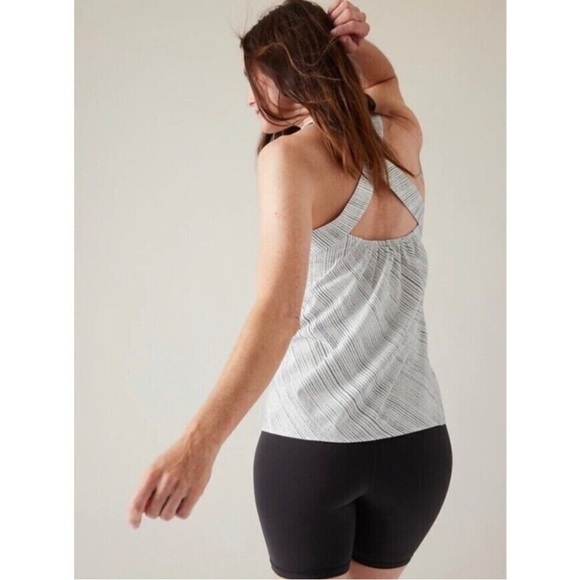 Athleta Arrival Tank Amara Stripe Top White Black Size Medium - Picture 2 of 11